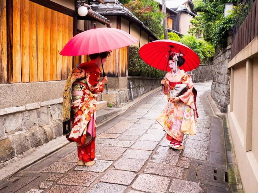 Kyoto Geisha Walking Tour: Gion District & Hidden Gems - Kennin-ji, Kyoto’s oldest Zen temple