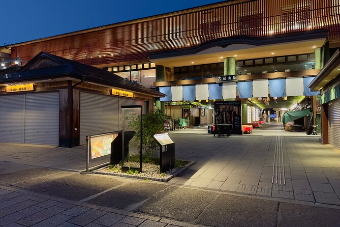 Kyoto Ghost Tour: Dark Tales, Urban Legends, Bamboo Forest Night - Why the small group makes a difference
