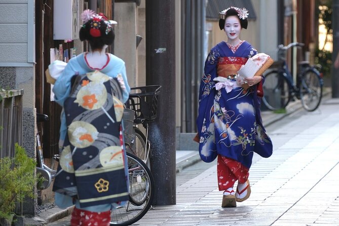 Kyoto Gion: 2-Hour Geisha Culture & History Walking Tour - Why a Guide Helps You Read Gion