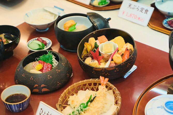 Kyoto Gion: 2-Hour Geisha Culture & History Walking Tour - Yasui-Konpiragu and Shinto Worship