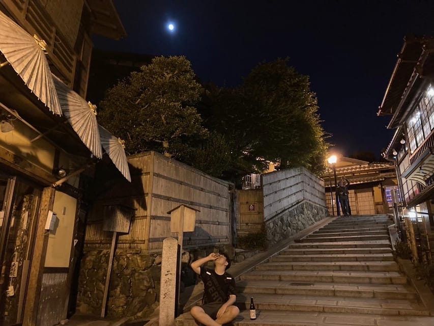 Kyoto: Gion Evening Walk with Hidden Gems, Geisha & Sake - Starting near Shijo Kiyamachi