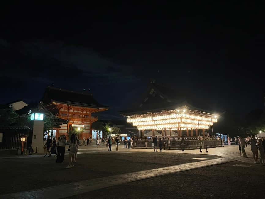 Kyoto: Gion & Geisha District Night Time Walking Tour - Meeting at Gion’s eastern edge