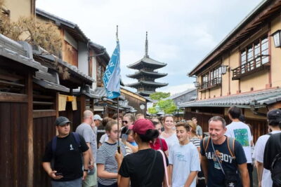 Gion Geisha District Walking Tour and Hidden Gems