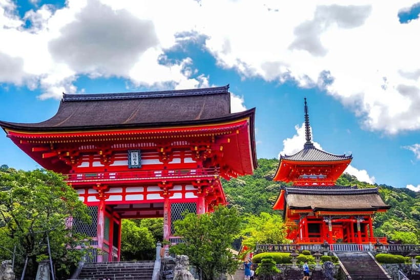 Kyoto: Gion Geisha District Walking Tour and Hidden Gems - What You Get for $25