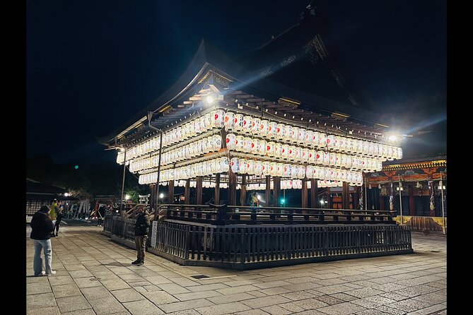 Kyoto: Gion Magical Night Walking Tour - Why Gion works so well at night