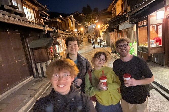 Kyoto: Gion Magical Night Walking Tour - The 400-year-old temple garden and bamboo grove