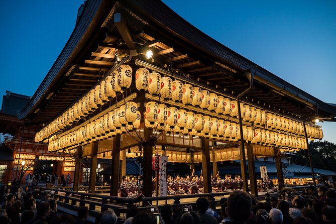 Kyoto Gion Night Walk & Geisha District Guided Tour - Yasaka Shrine and the final half hour