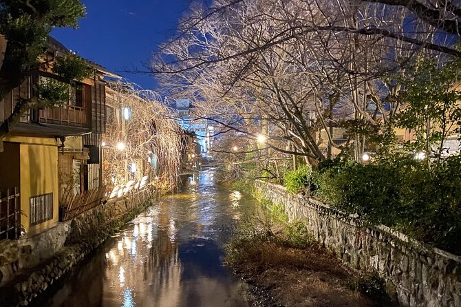 Kyoto: Gion Night Walking Tour with Geisha Insight - Who should take this evening walk