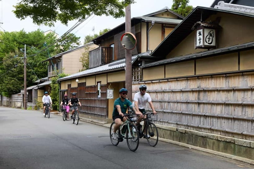 Kyoto: Hidden Gems E-Bike Tour Through Backstreets & Temples - The Philosopher’s Path, Kyoto by bicycle