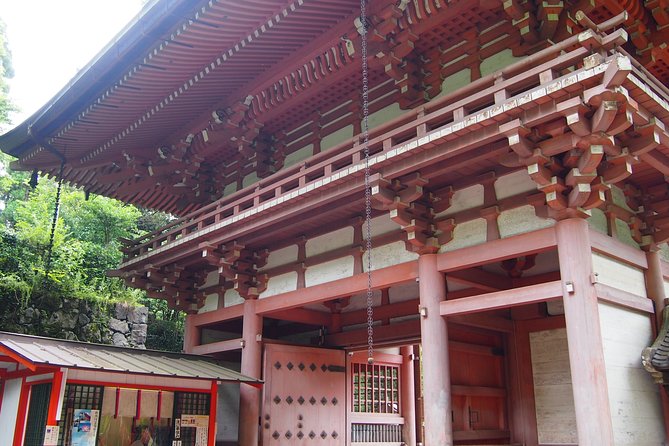 Kyoto Hiking Tour: The Nature and Legends of Kurama and Kibune - What the guide adds to the day