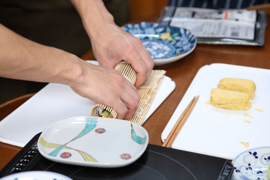 Kyoto Home Cooking Class ＆Supermarket tour near Fushimiinari - Key points at a glance