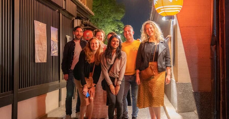 Kyoto: Izakaya Bars Guided Walking Tour - Why this Kyoto night tour works