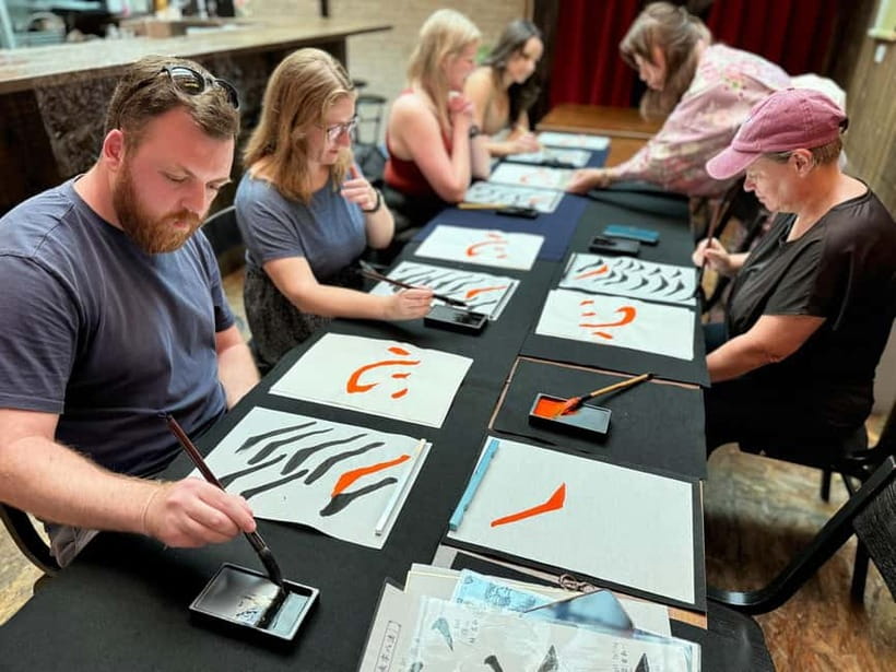 Kyoto: Japanese Calligraphy Workshop - Timing, Group Size, and Practical Limits