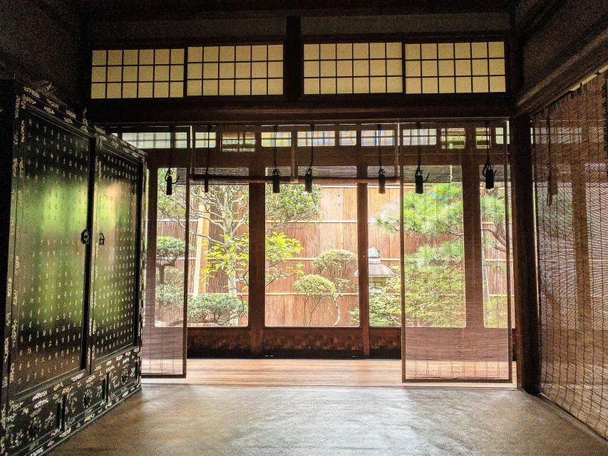Kyoto: Kimono and Tea Ceremony Experience at Cultural Asset - How group size changes the experience