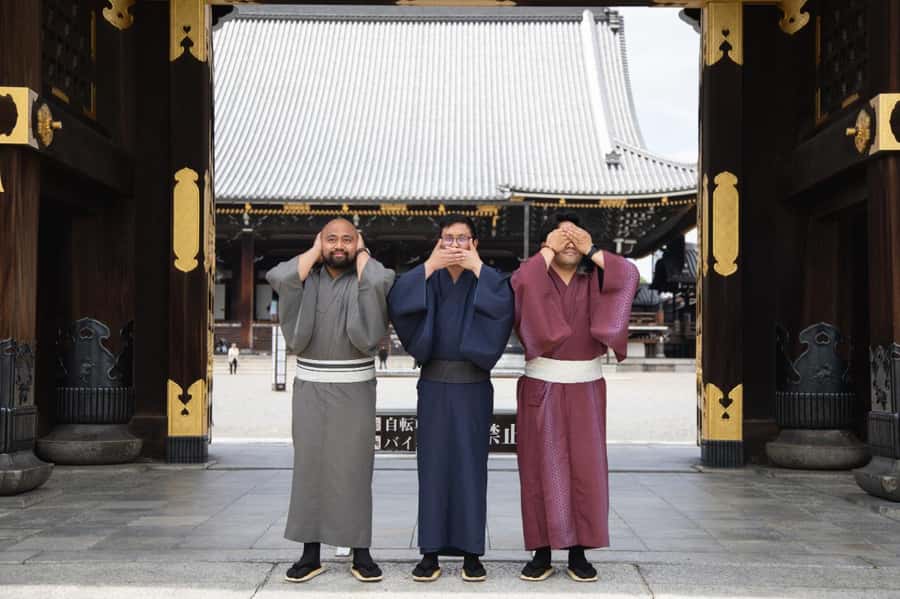 Kyoto: Kimono Rental Traditional Experience at Wargo in Gion - Timing your visit around Kyoto’s crowds