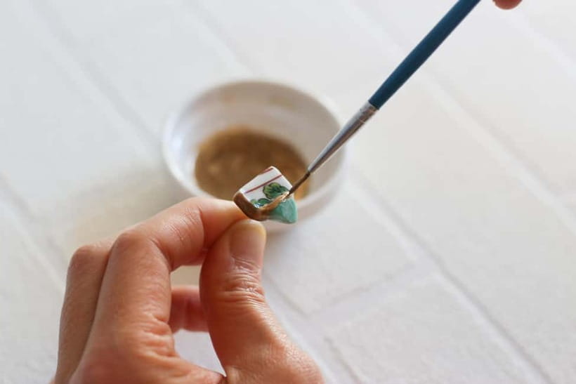 Kyoto: Kintsugi Jewelry Workshop with Natural Stones - A peaceful craft break near Fushimi Inari
