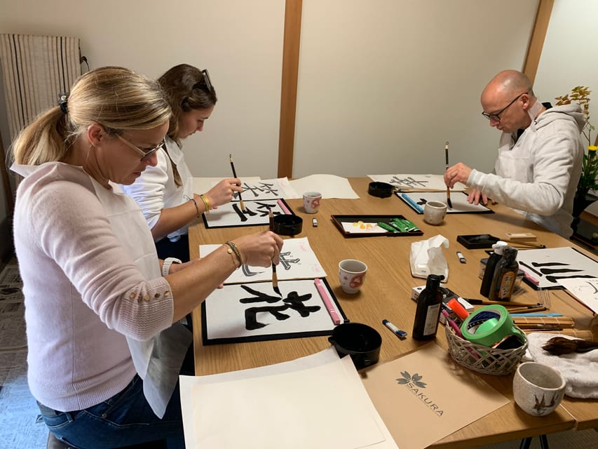 Kyoto: Local Home Visit and Japanese Calligraphy Class - Practical planning near Nijo Castle
