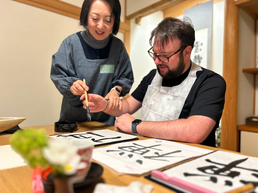 Kyoto: Local Home Visit and Japanese Calligraphy Class - What the one-hour class actually covers