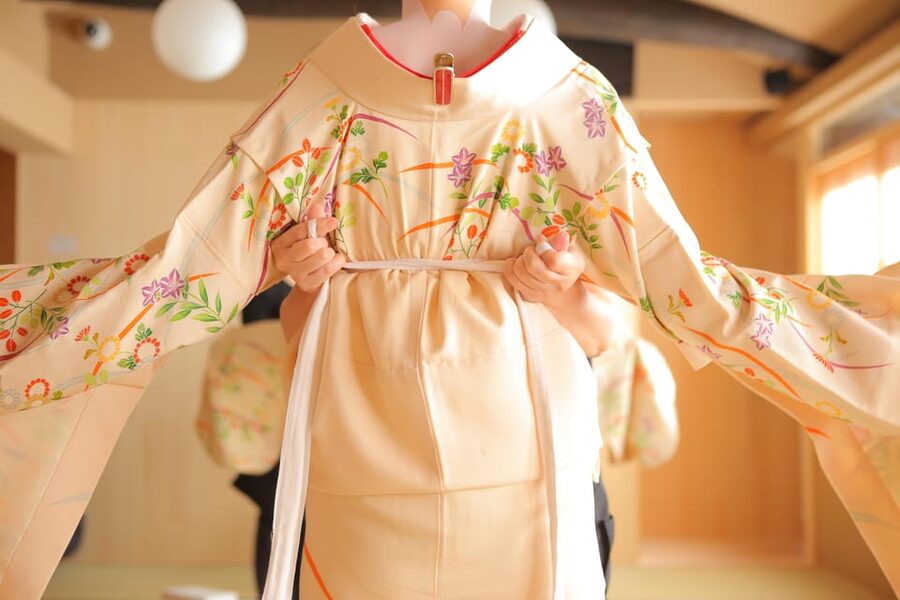 Kyoto: Maiko Makeover and Photoshoot Experience - Your Ten Minutes for Selfies
