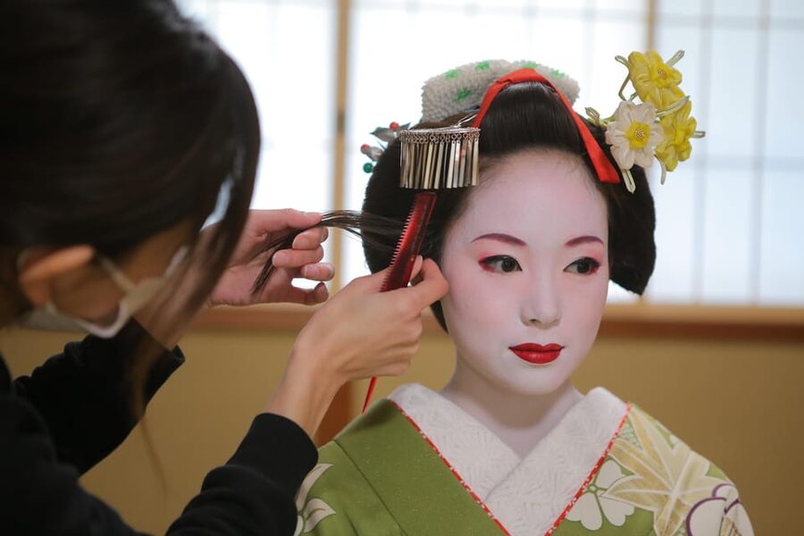 Kyoto: Maiko Makeover and Photoshoot Experience - Adding a 30-Minute or 60-Minute Stroll