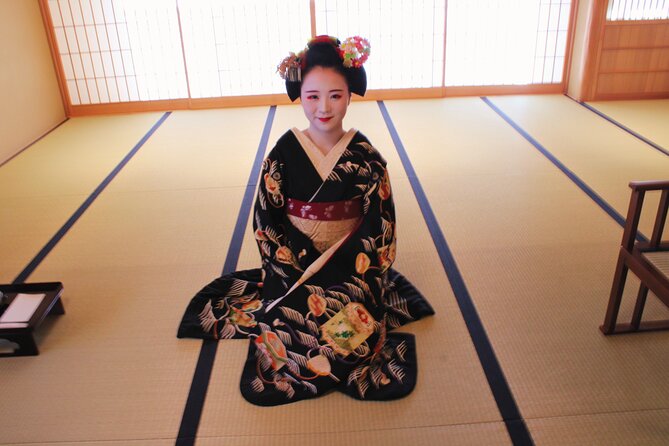 Kyoto: Meet the Geisha Maiko with Gion Walking Tour - Tatsumi-jinja Shrine and Hanamikoji Street