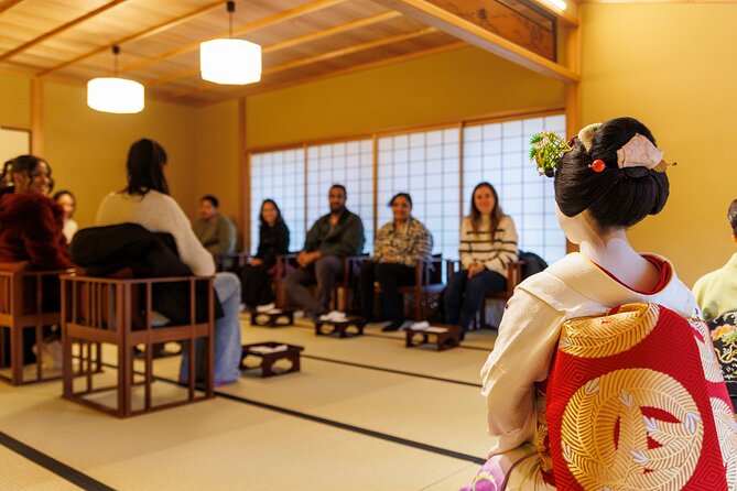 Kyoto: Meet the Geisha Maiko with Gion Walking Tour - Miyagawasuji: Entering the Private Venue