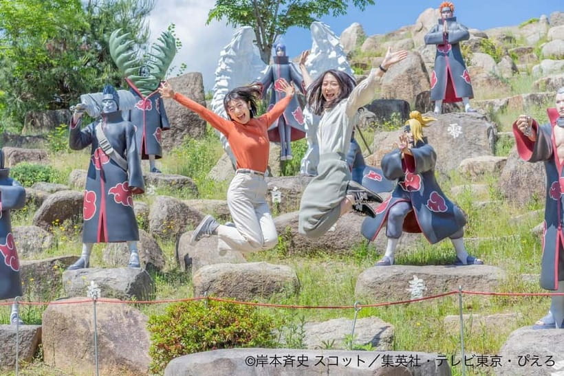 Kyoto: Naruto & Boruto at Nijigen no Mori Entry & Transfer - Hokage Rock and Ramen Ichiraku