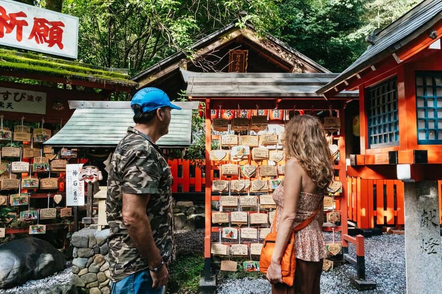 Kyoto: Nijo Castle, Kiyomizu & Fushimi Inari Guided Tour - Key points at a glance