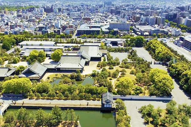 Kyoto: Nijo Castle World Heritage Guided Tour with Admission - What the small group changes