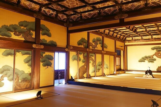 Kyoto: Nijo Castle World Heritage Guided Tour with Admission - Meeting at Nijōjō-mae Station