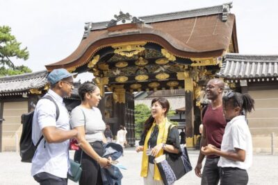 Nijo-jo Castle and Ninomaru Palace Guided Tour