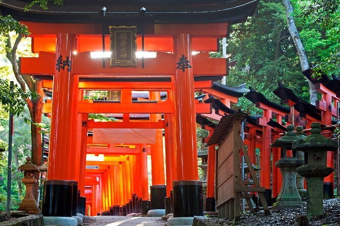 Kyoto: Nijo, Kinkaku-ji, Arashiyama, Kiyomizu & Fushimi Inari - Why this bus tour makes sense in Kyoto