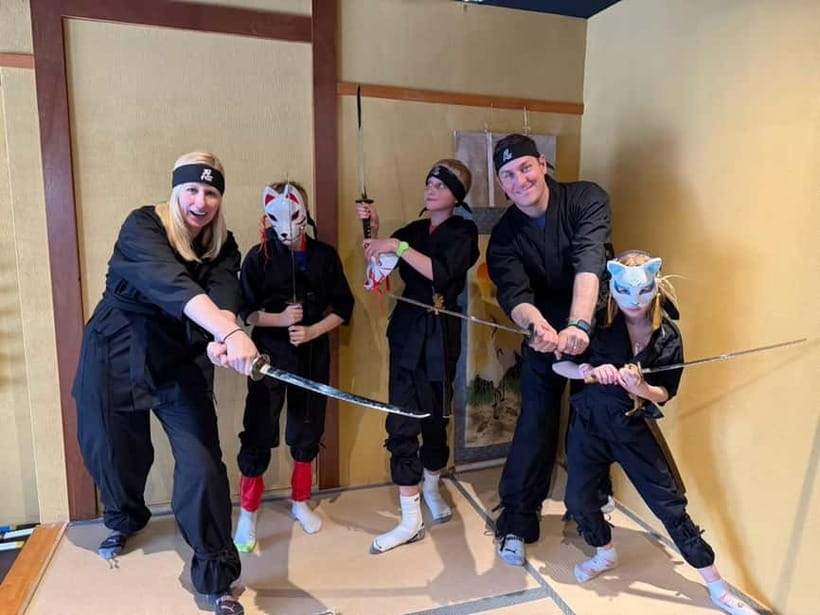 Kyoto: Ninja Experience Cafe Kyoto Gion - Changing into a ninja costume