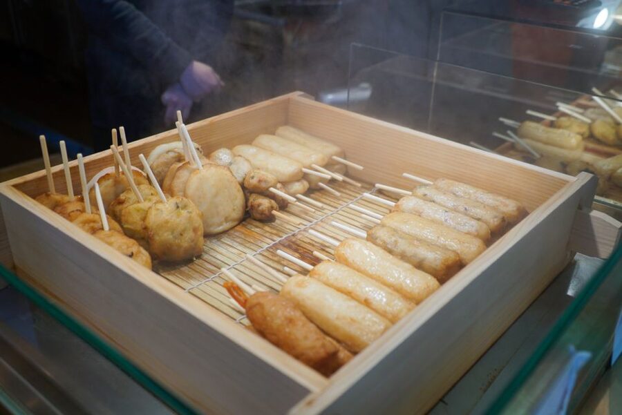Kyoto: Nishiki Market Brunch Walking Tour-7 Tastings+Brunch - Brunch at a Local Restaurant