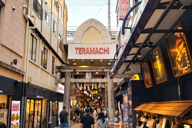 Kyoto Nishiki Market & Depachika: 2-hours Food Tour with a Local - Timing, meeting point, and group comfort