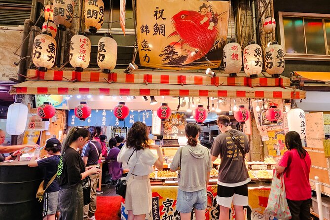 Kyoto Nishiki Market & Depachika: 2-hours Food Tour with a Local - Entering Nishiki Market, Kyoto’s Kitchen