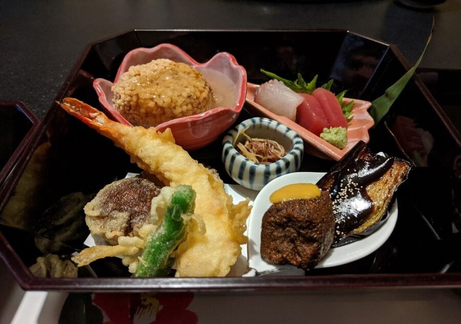 Kyoto: Nishiki Market Food Tour - The guides are a major part of the experience