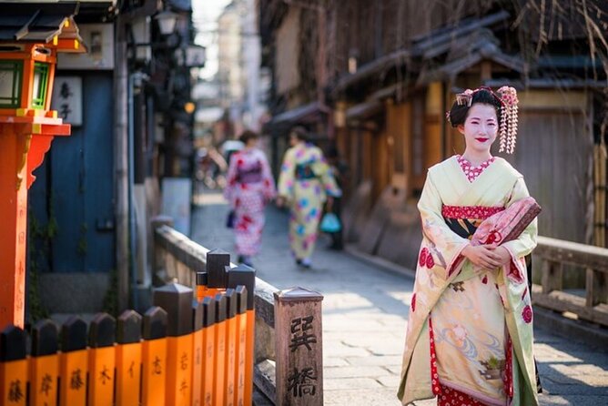 Kyoto Private Customized Day Tour with Guide - Nishiki Market: a short taste of Kyoto’s kitchen