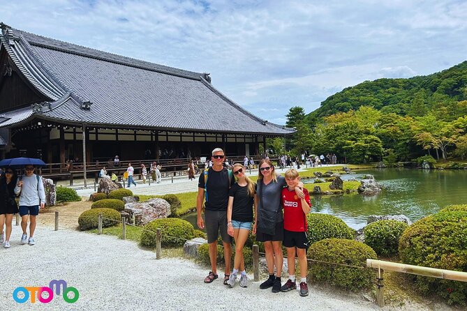Kyoto Private Day Trip - Enjoy Your First-Time Visit to Kyoto! - Fushimi Inari and the tunnel of red gates