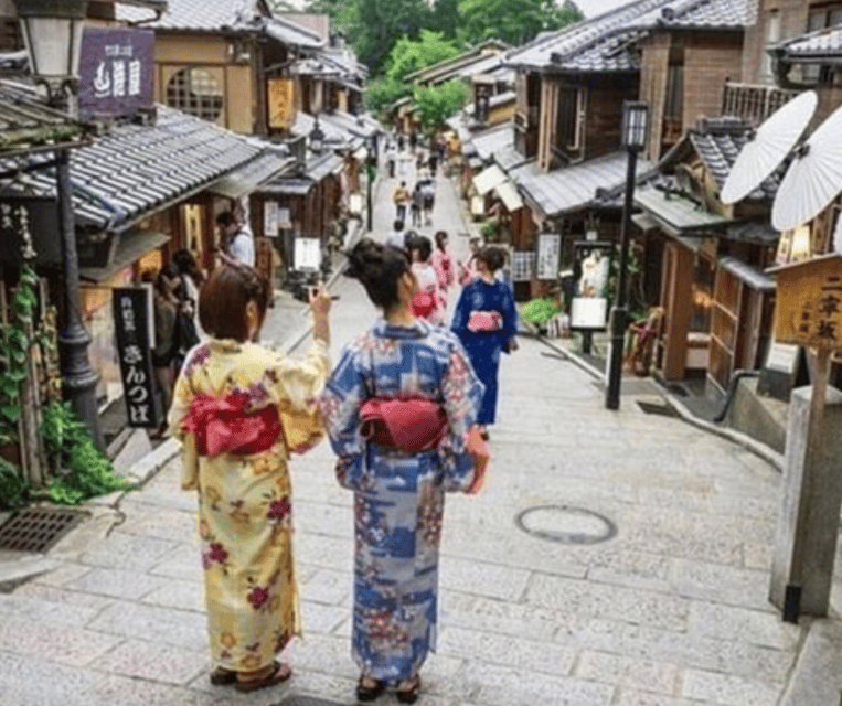 Kyoto: Private Highlights Tour with Guide and Luxury Vehicle - Why a private vehicle makes Kyoto easier