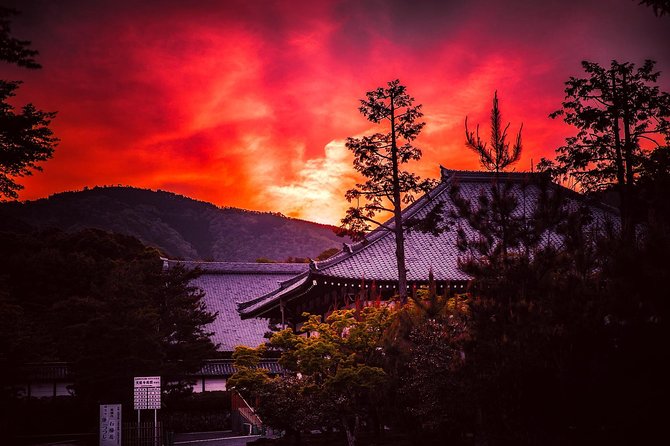 Kyoto Private Night Tour with a Local – Bars, Bites & Culture - A smaller shrine and a quieter pause