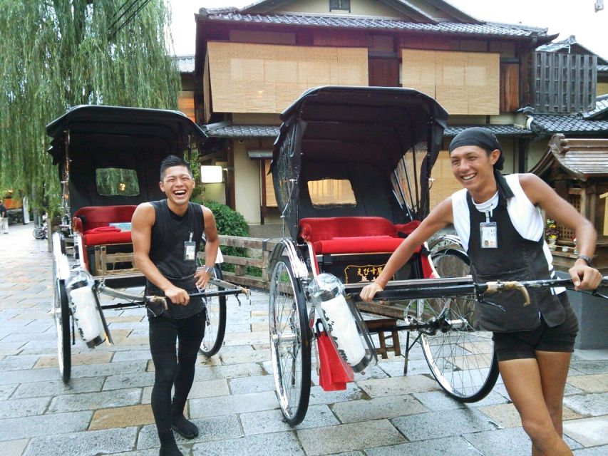 Kyoto: Private Rickshaw Tour of Gion and Higashiyama Area - Entering Gion, Kyotos traditional entertainment district