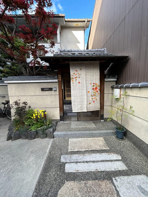 Kyoto: Private Tea Ceremony at local home with tea master - Making your own matcha