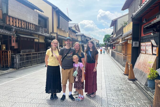 Kyoto Private Tour: One Day Highlights and Cultural Gems - Nishiki Market brings Kyoto down to street level