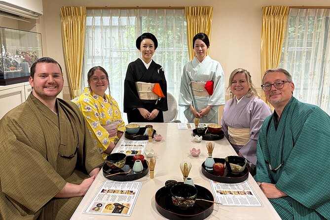Kyoto: Quiet and Graceful Tea Ceremony - Watching a tea master prepare premium matcha