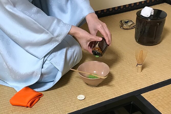 Kyoto: Quiet and Graceful Tea Ceremony - Seasonal sweets come before the matcha
