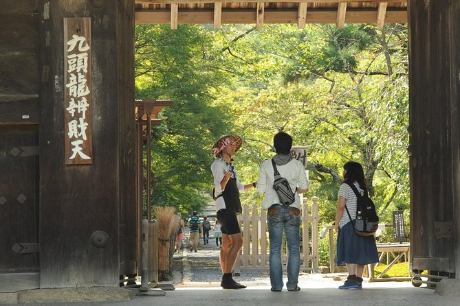 Kyoto Sagano Insider: Rickshaw and Walking Tour - Old cottages, shrines, and quieter streets