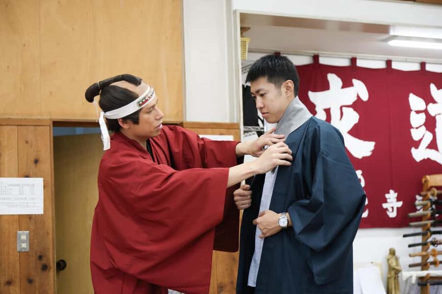 Kyoto: Samurai Sword & Kimono Action Filming Experience - Watching trained actors perform chambara