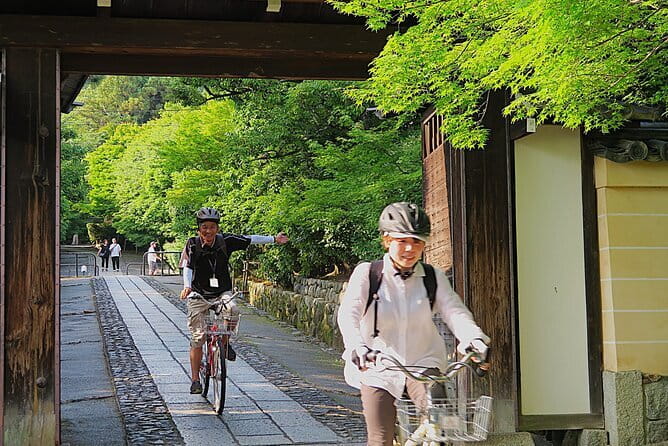 Kyoto Shogun Cycling Tour - Kinkakuji: Kyoto’s golden first act