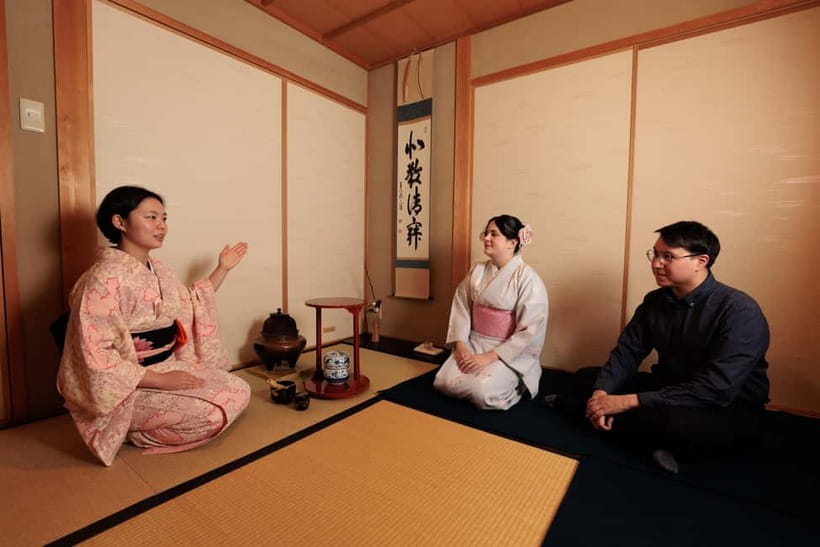 Kyoto: Tea Ceremony Experience - Entering the Higashiyama machiya